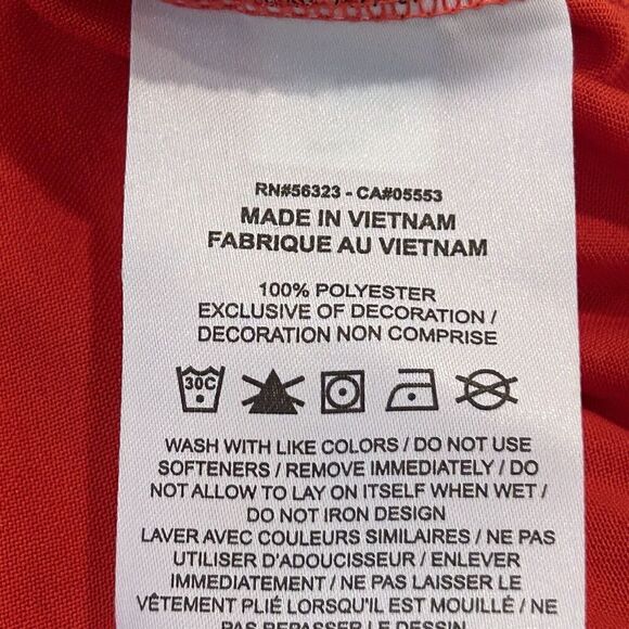 Nike Dri Fit Youth Boy’s Size Small Red W/ White Logo - Picture 4 of 4